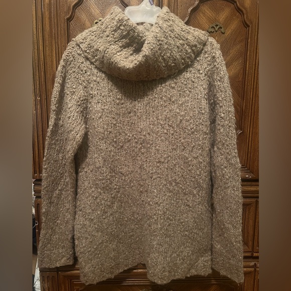 Kate Hill Casual Brown Cowl Neck Sweater Sparkle size Medium - Picture 4 of 8